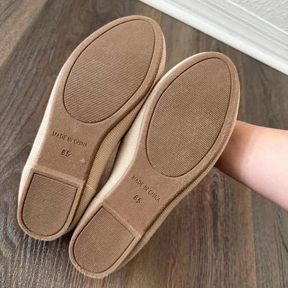 Women's Beige flats - Picture 5 of 5